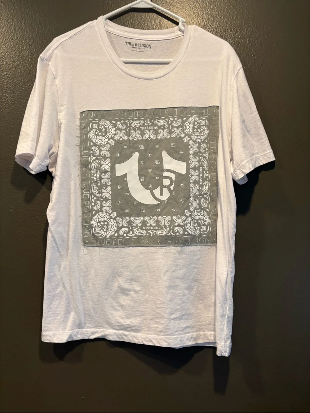 True Religion Men’s Bandana Logo Graphic T-Shirt White 100% Cotton Size L
